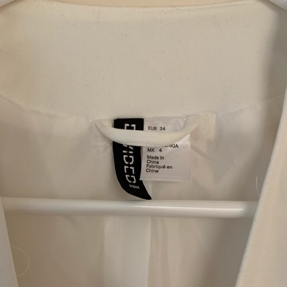 H&M white blazer - Picture 2 of 5